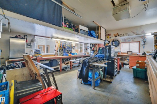 10522 30 Avenue, Edmonton, AB - Indoor