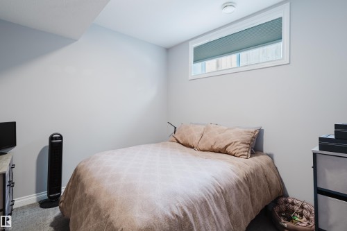 Bedroom featuring carpet floors - 326 West Haven Drive, Leduc, AB - Indoor Photo Showing Bedroom