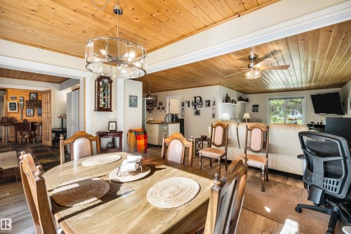 605 6St. Ross Haven, Rural Lac Ste. Anne County, AB - Indoor Photo Showing Dining Room