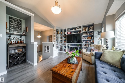 17107 81 Street, Edmonton, AB - Indoor Photo Showing Living Room