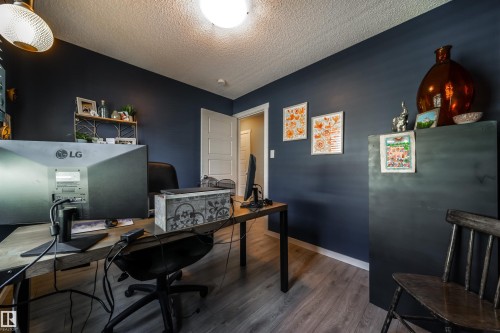 17107 81 Street, Edmonton, AB - Indoor Photo Showing Office