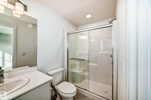 3965 Wren Loop, Edmonton, AB - Indoor Photo Showing Bathroom