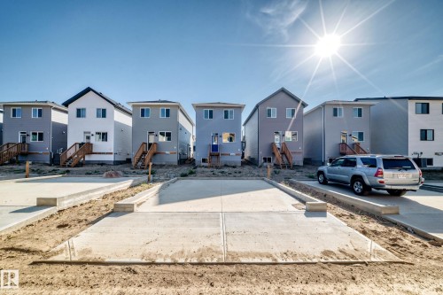 3965 Wren Loop, Edmonton, AB - Outdoor