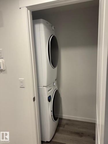 3965 Wren Loop, Edmonton, AB - Indoor Photo Showing Laundry Room