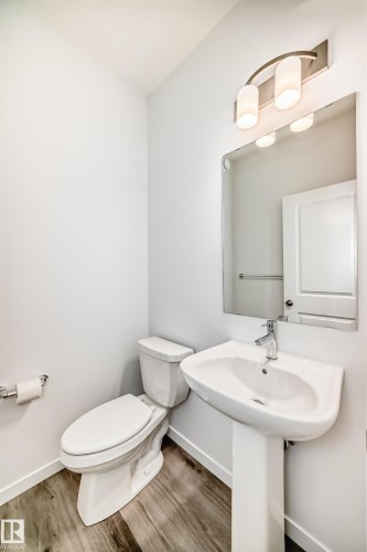 3965 Wren Loop, Edmonton, AB - Indoor Photo Showing Bathroom