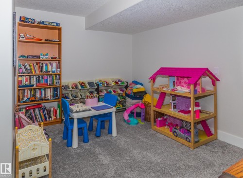 6152 Stinson Way, Edmonton, AB - Indoor Photo Showing Other Room