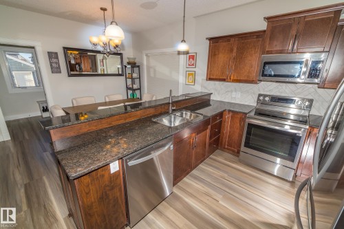 6152 Stinson Way, Edmonton, AB - Indoor Photo Showing Kitchen With Double Sink