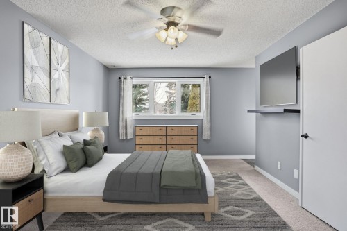 11019 10 Avenue, Edmonton, AB - Indoor Photo Showing Bedroom