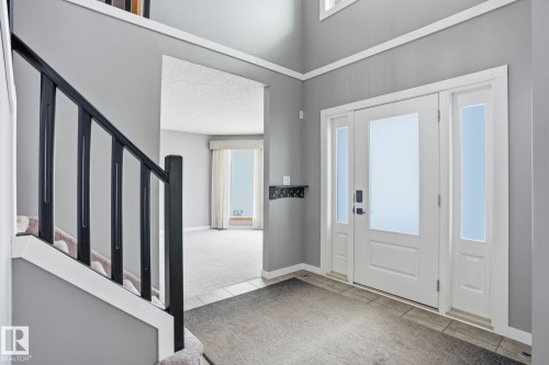 11019 10 Avenue, Edmonton, AB - Indoor Photo Showing Other Room