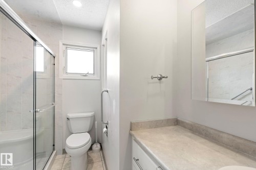34 Andrew Crescent, St. Albert, AB - Indoor Photo Showing Bathroom