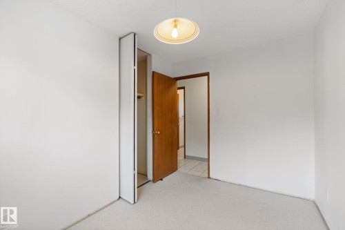 34 Andrew Crescent, St. Albert, AB - Indoor Photo Showing Other Room