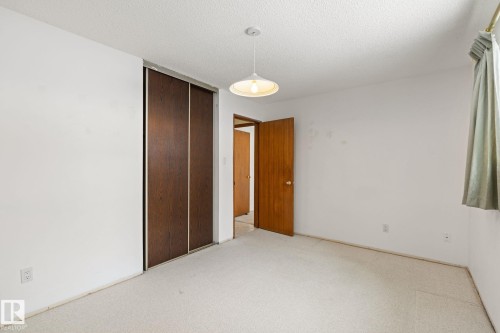 34 Andrew Crescent, St. Albert, AB - Indoor Photo Showing Other Room