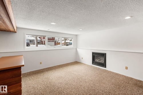 34 Andrew Crescent, St. Albert, AB - Indoor With Fireplace