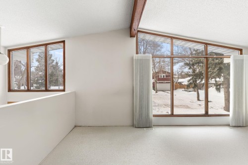 34 Andrew Crescent, St. Albert, AB - Indoor Photo Showing Other Room