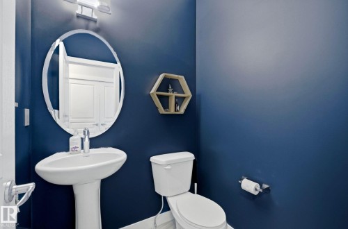 69 Avonlea Way, Spruce Grove, AB - Indoor Photo Showing Bathroom