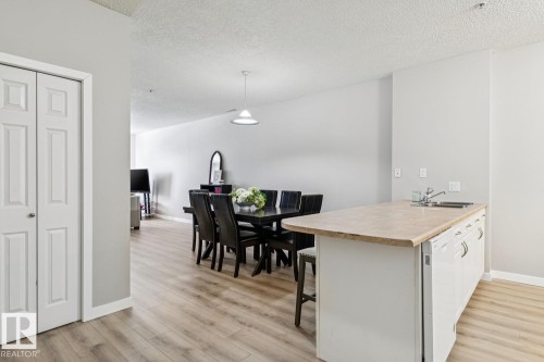 402 9919 105 Street, Edmonton, AB - Indoor