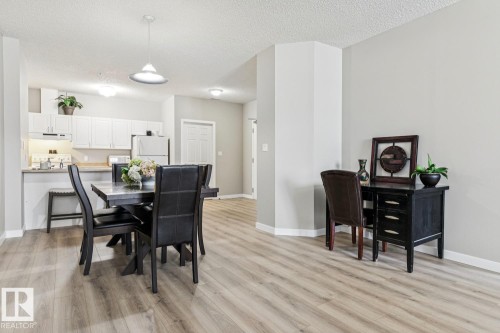 402 9919 105 Street, Edmonton, AB - Indoor Photo Showing Dining Room