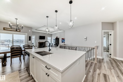 139 Kidd Crescent, Leduc, AB - Indoor Photo Showing Kitchen With Double Sink With Upgraded Kitchen