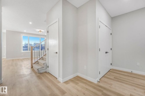 519 171 Street, Edmonton, AB - Indoor Photo Showing Other Room