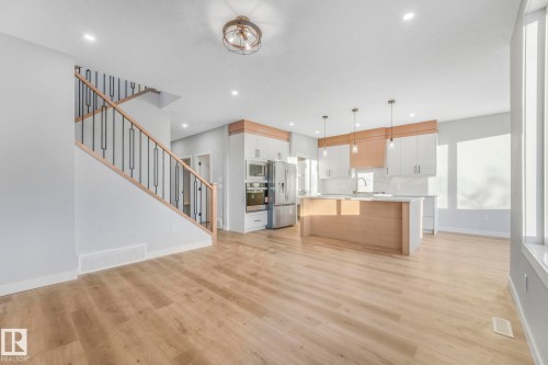 519 171 Street, Edmonton, AB - Indoor Photo Showing Kitchen
