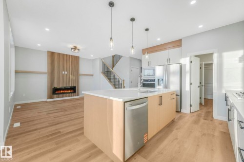 519 171 Street, Edmonton, AB - Indoor Photo Showing Kitchen