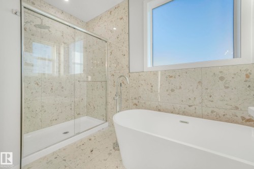 519 171 Street, Edmonton, AB - Indoor Photo Showing Bathroom