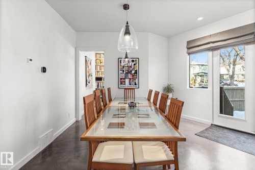 6428 Ada Boulevard, Edmonton, AB - Indoor Photo Showing Dining Room