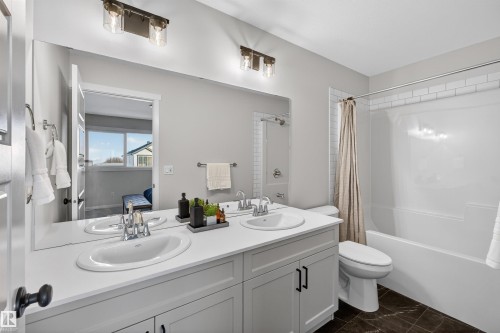 3 Eton Link, Spruce Grove, AB - Indoor Photo Showing Bathroom
