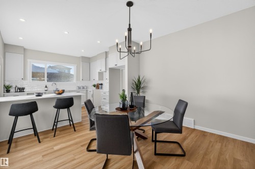 3 Eton Link, Spruce Grove, AB - Indoor Photo Showing Dining Room
