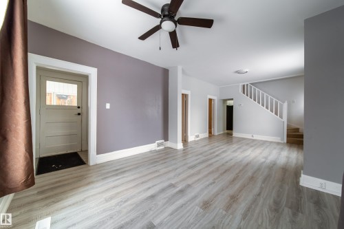 10803 93 Street, Edmonton, AB - Indoor Photo Showing Other Room