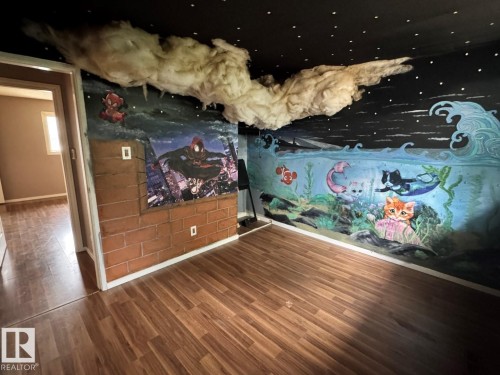 6612 36A Avenue, Edmonton, AB - Indoor Photo Showing Other Room