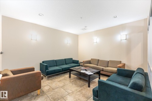 111 9603 98 Avenue, Edmonton, AB - Indoor Photo Showing Other Room