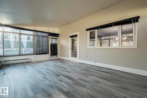 8907 140 Street Nw, Edmonton, AB - Indoor Photo Showing Other Room