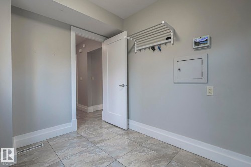 8907 140 Street Nw, Edmonton, AB - Indoor Photo Showing Other Room