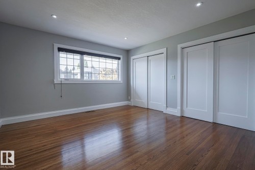 8907 140 Street Nw, Edmonton, AB - Indoor Photo Showing Other Room