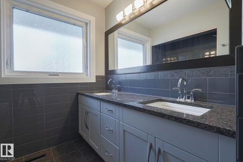 8907 140 Street Nw, Edmonton, AB - Indoor Photo Showing Bathroom