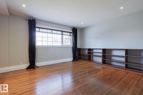 8907 140 Street Nw, Edmonton, AB - Indoor Photo Showing Other Room