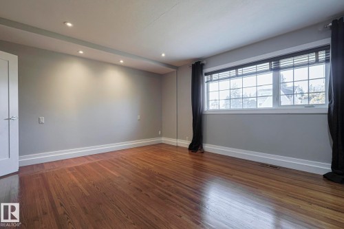 8907 140 Street Nw, Edmonton, AB - Indoor Photo Showing Other Room