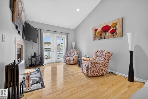 36 3003 34 Avenue, Edmonton, AB - Indoor