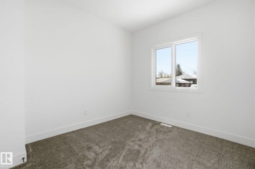 10723 70 Avenue, Edmonton, AB - Indoor Photo Showing Other Room