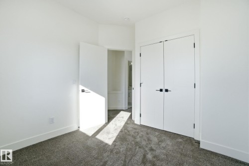 10723 70 Avenue, Edmonton, AB - Indoor Photo Showing Other Room