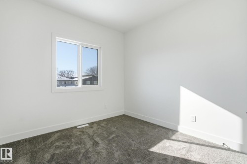 10723 70 Avenue, Edmonton, AB - Indoor Photo Showing Other Room
