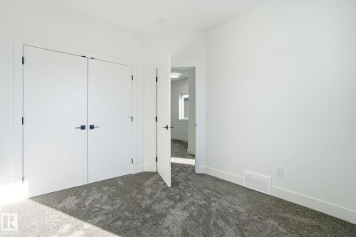 10723 70 Avenue, Edmonton, AB - Indoor Photo Showing Other Room
