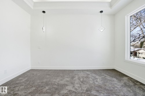 10723 70 Avenue, Edmonton, AB - Indoor Photo Showing Other Room