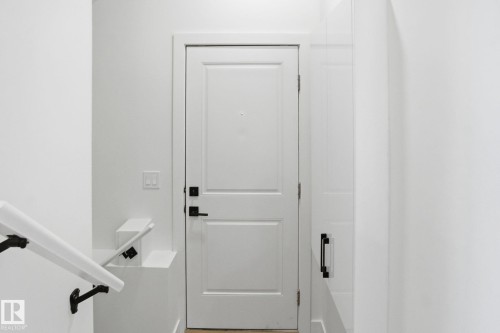 10723 70 Avenue, Edmonton, AB - Indoor Photo Showing Other Room