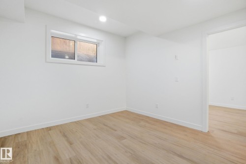 10723 70 Avenue, Edmonton, AB - Indoor Photo Showing Other Room