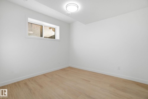 10723 70 Avenue, Edmonton, AB - Indoor Photo Showing Other Room