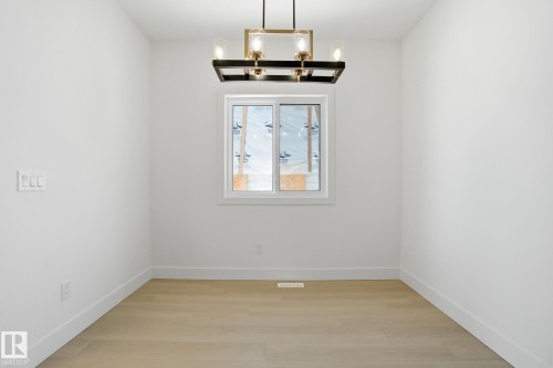 10725 70 Avenue, Edmonton, AB - Indoor Photo Showing Other Room