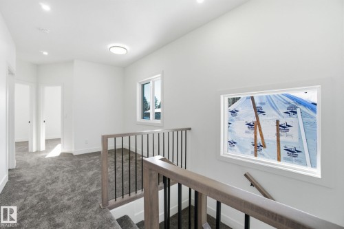 10725 70 Avenue, Edmonton, AB - Indoor Photo Showing Other Room