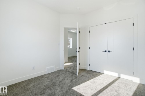 10725 70 Avenue, Edmonton, AB - Indoor Photo Showing Other Room